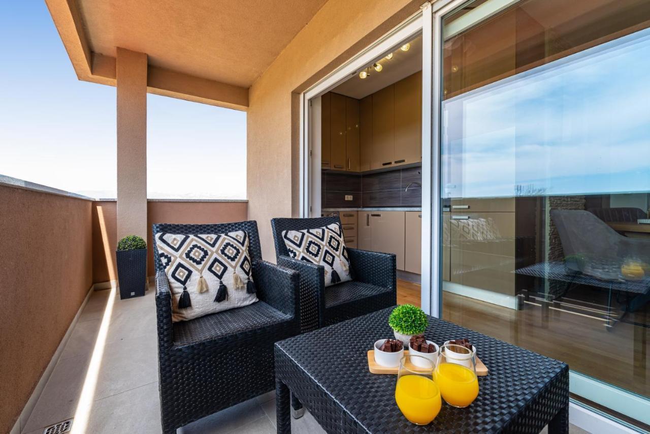 Lipotica - Luxury, With Sea View Apartment Nin Bagian luar foto